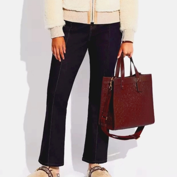 Coach Field Tote - Large - Picture 15 of 16